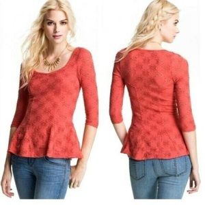 FREE PEOPLE -NWT Pointelle Daisy Peplum Top S